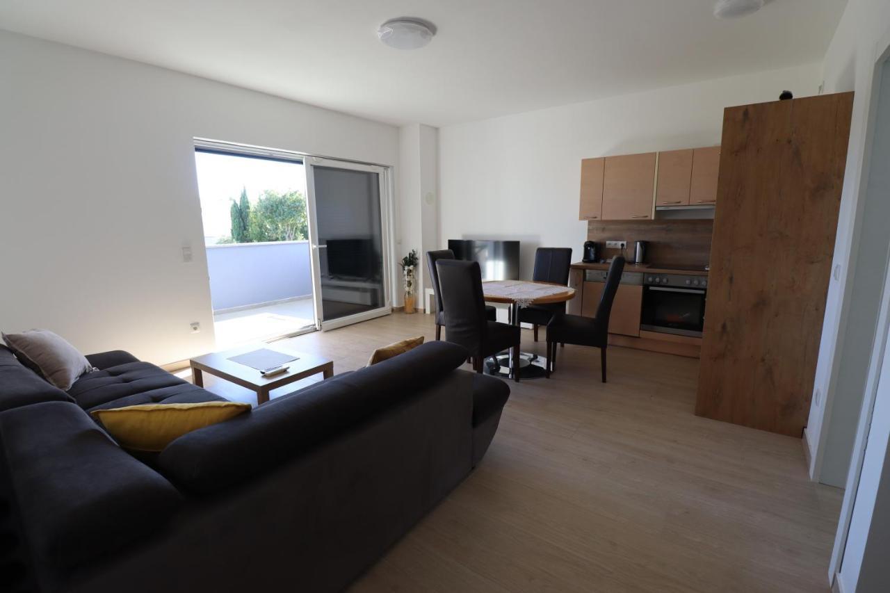 Medulin - Dani Apartment Buitenkant foto